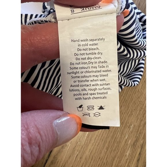 Nip Tuck Swim Navy & White One Piece Multi Fit Cup Bathing Suit USA Size 4 - Picture 11 of 16